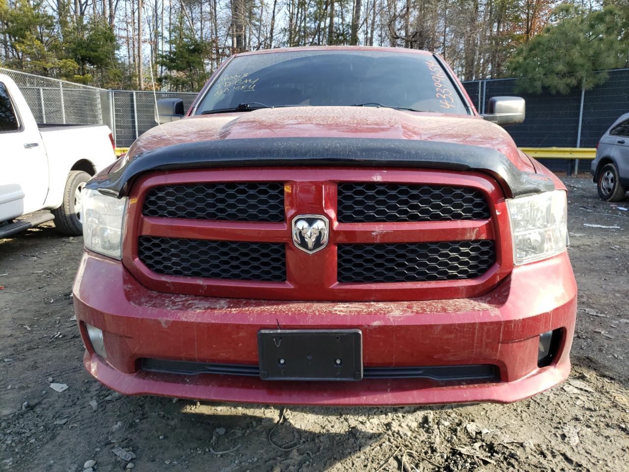 2015 RAM 1500 ST - 1C6RR7FT9FS696384 — photo 5