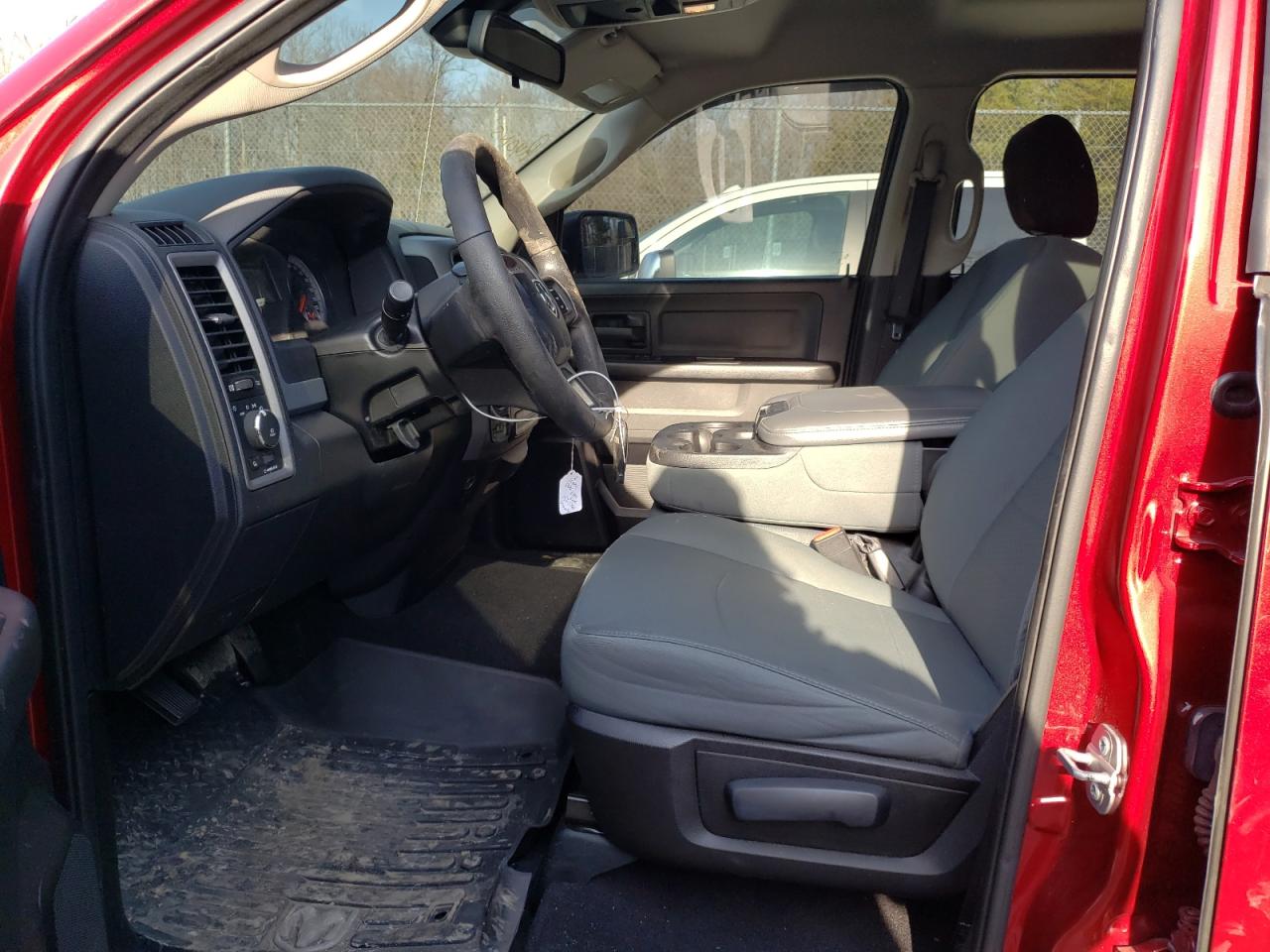 2015 RAM 1500 ST - 1C6RR7FT9FS696384 — photo 7