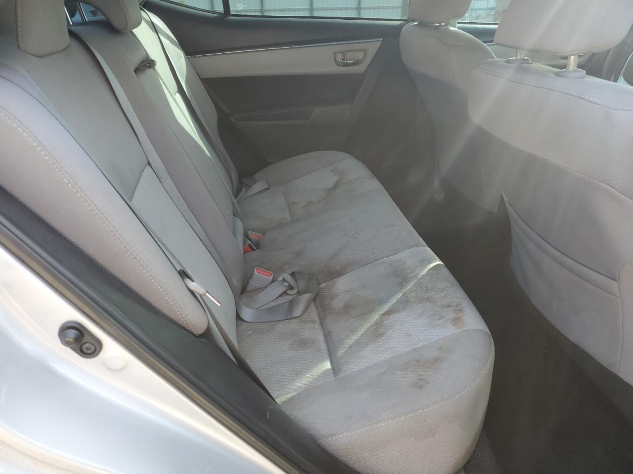 2015 TOYOTA COROLLA L - 2T1BURHE0FC478581 — photo 10