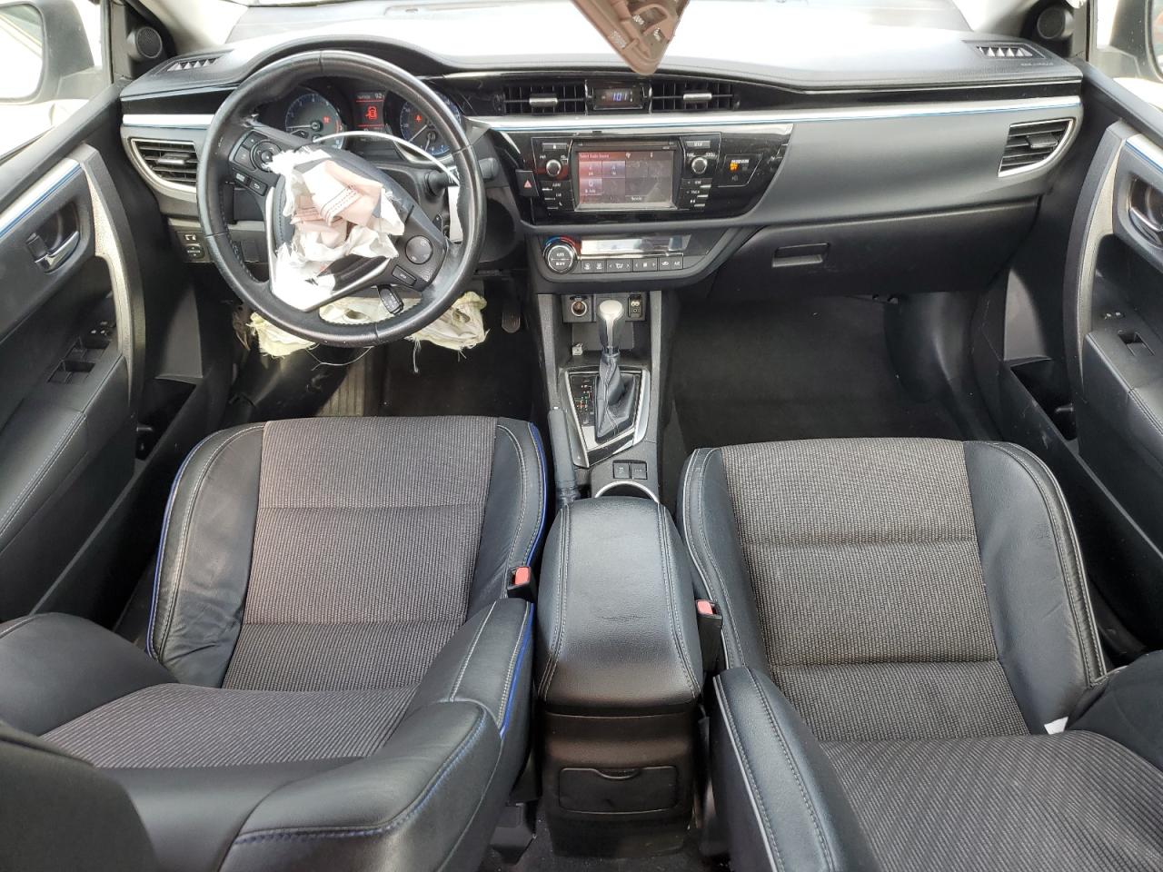 2015 TOYOTA COROLLA L - 5YFBURHE1FP307404 — photo 8