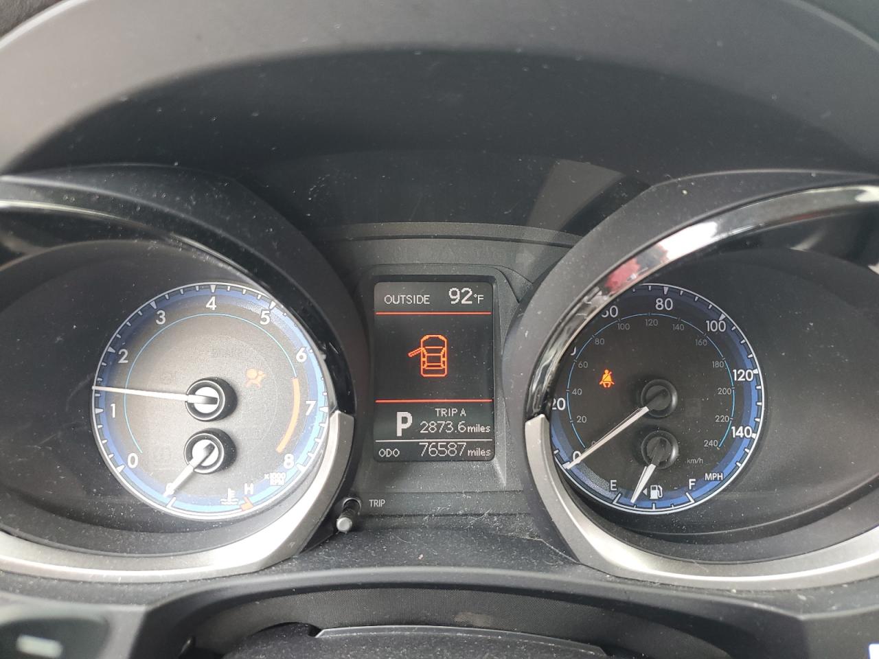 2015 TOYOTA COROLLA L - 5YFBURHE1FP307404 — photo 9