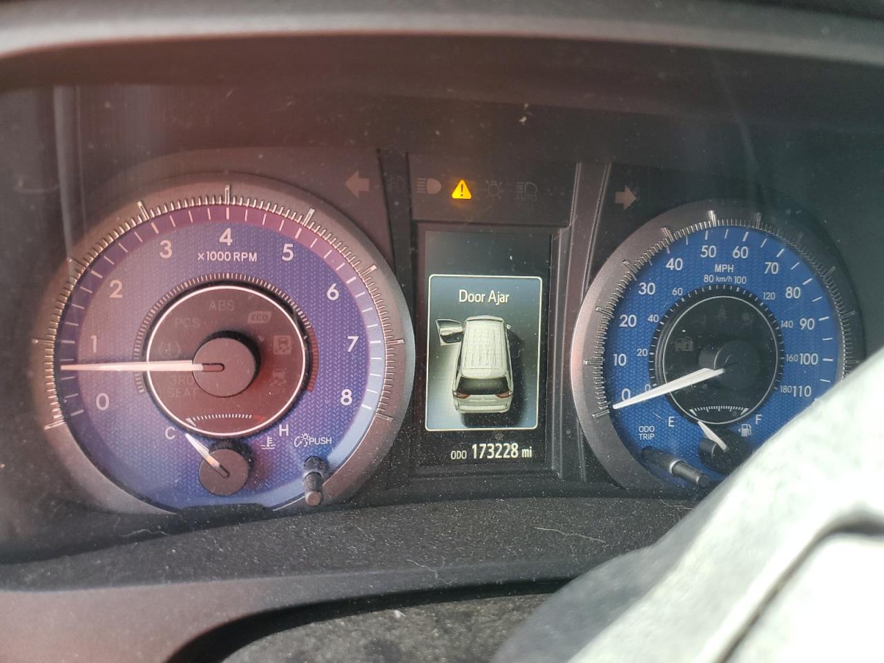 2015 TOYOTA SIENNA XLE - 5TDYK3DC6FS654090 — photo 9