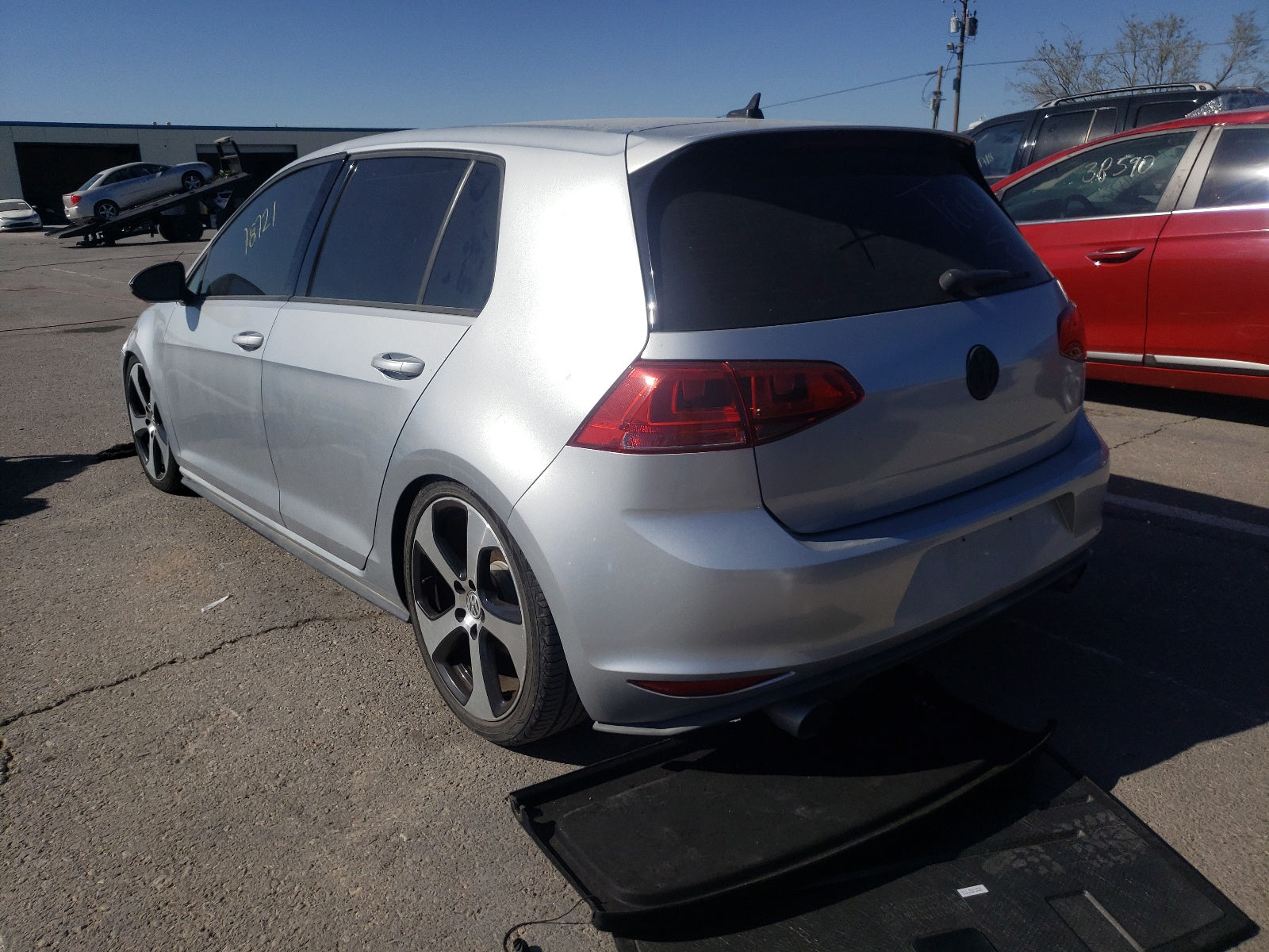 2015 VOLKSWAGEN GTI - 3VW4T7AU3FM090802 — photo 3