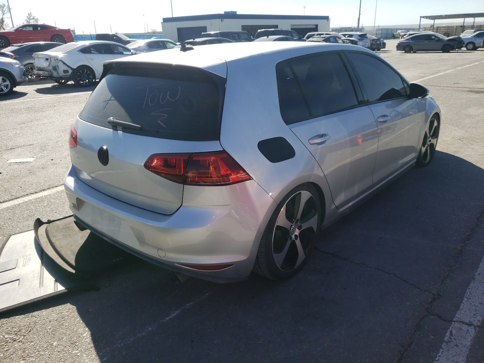 2015 VOLKSWAGEN GTI - 3VW4T7AU3FM090802 — photo 4