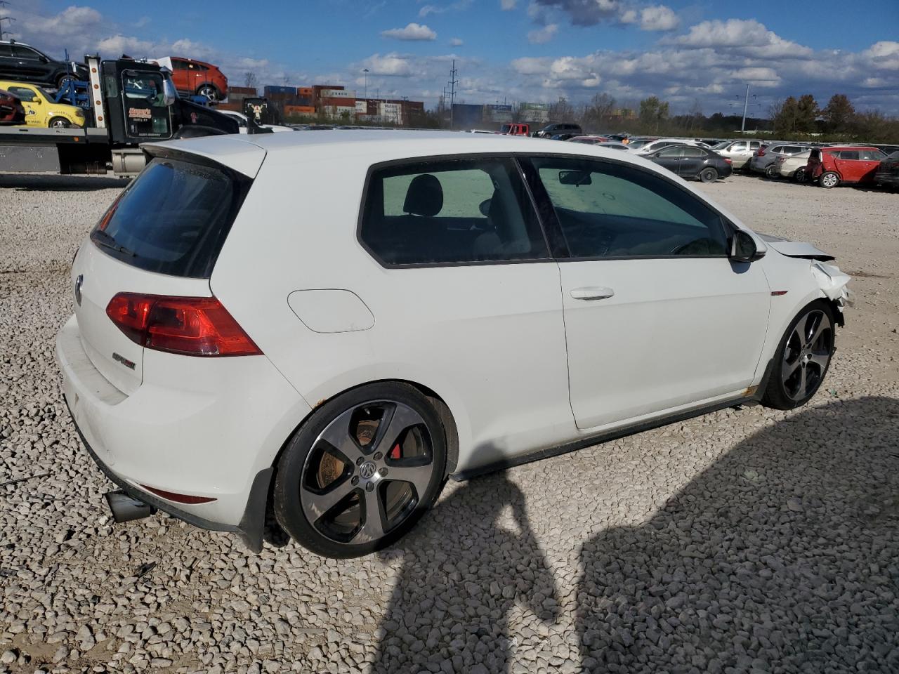 2015 VOLKSWAGEN GTI - 3VWYT7AU9FM040472 — photo 3
