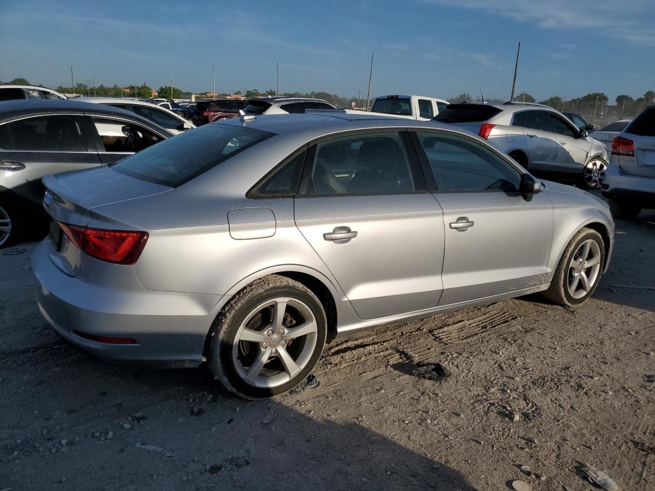 2016 AUDI A3 PREMIUM - WAUA7GFF9G1037750 — photo 3