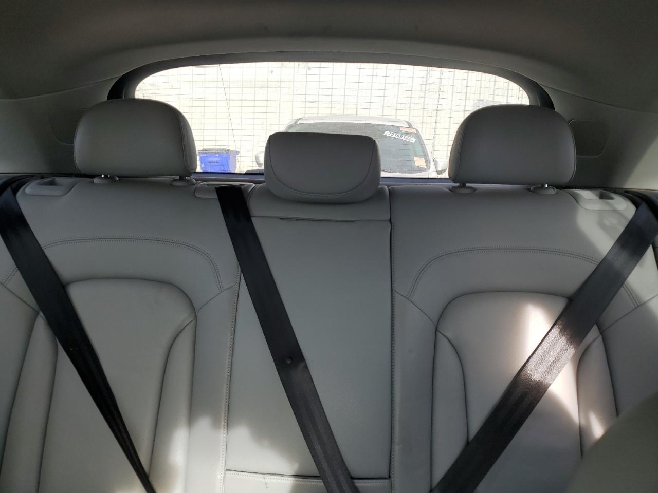 2016 AUDI Q3 PREMIUM - WA1EFCFS6GR000518 — photo 10