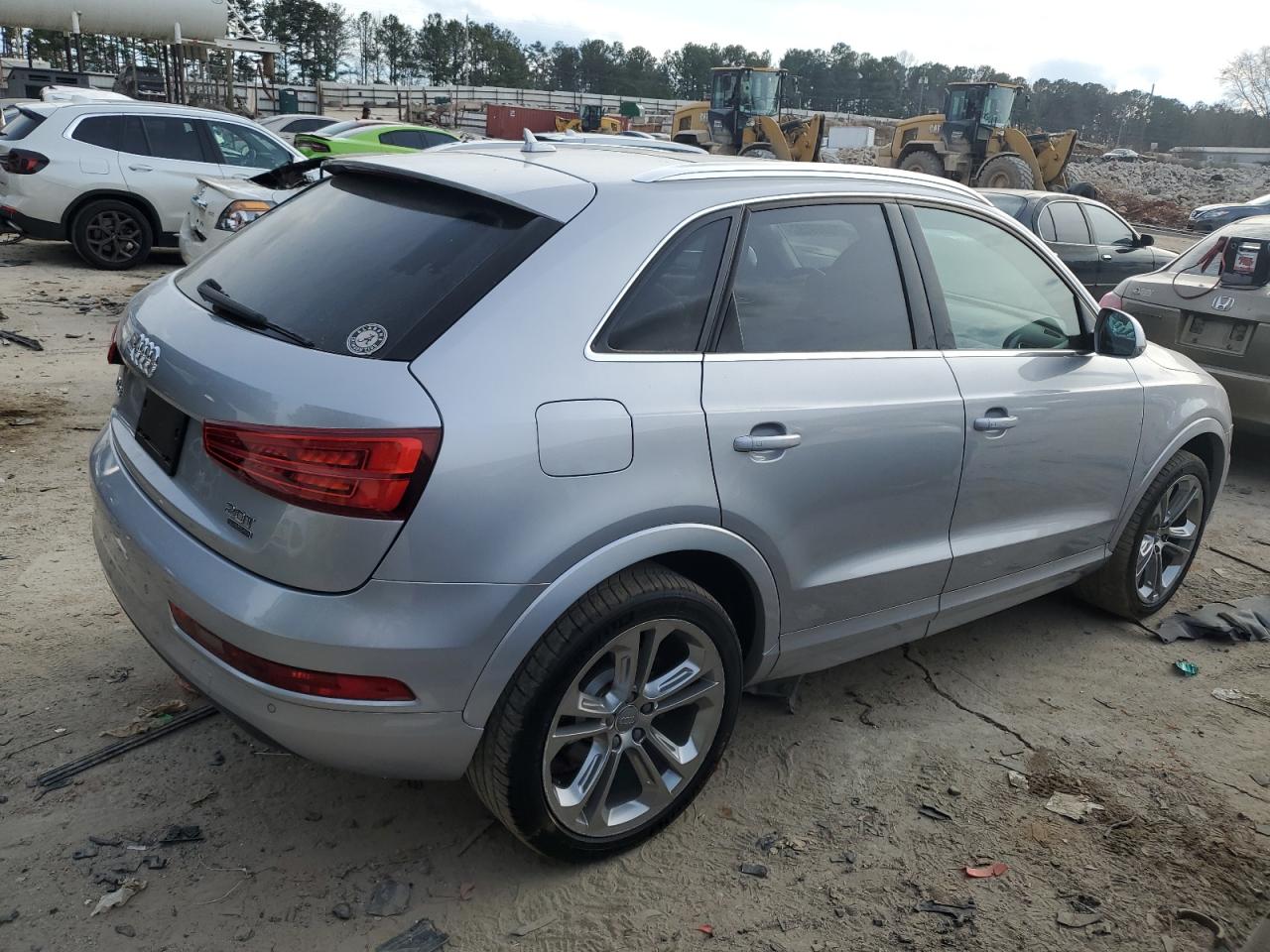 2016 AUDI Q3 PREMIUM - WA1EFCFS6GR000518 — photo 3