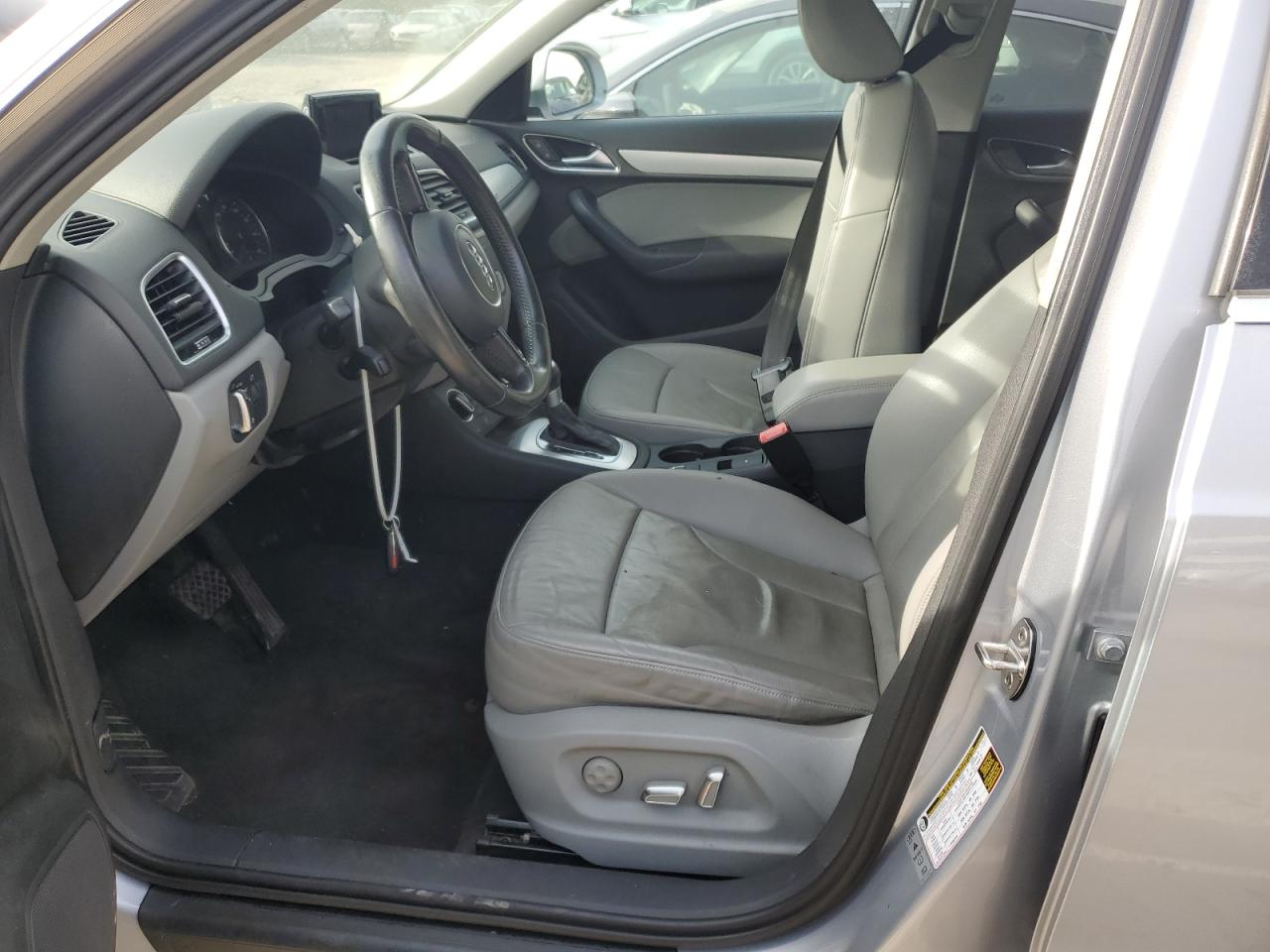 2016 AUDI Q3 PREMIUM - WA1EFCFS6GR000518 — photo 7