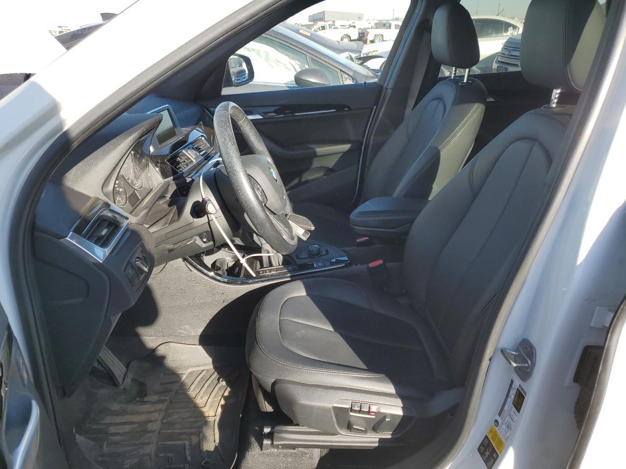 2016 BMW X1 XDRIVE2 - WBXHT3C36GP889716 — photo 7