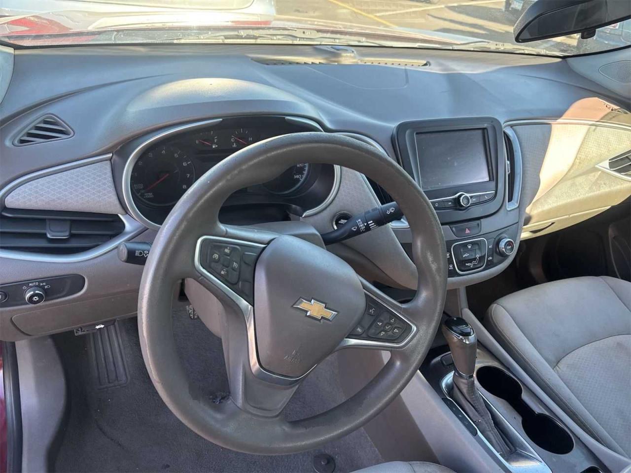 2016 CHEVROLET MALIBU LS - 1G1ZB5ST2GF253441 — photo 9