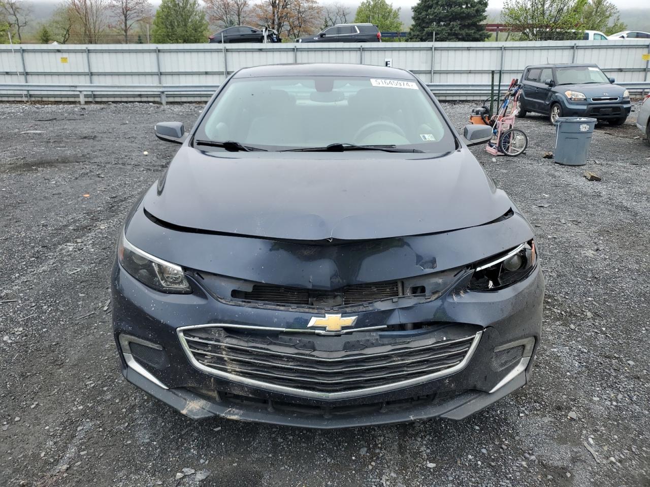 2016 CHEVROLET MALIBU LT - 1G1ZE5ST5GF323540 — photo 5