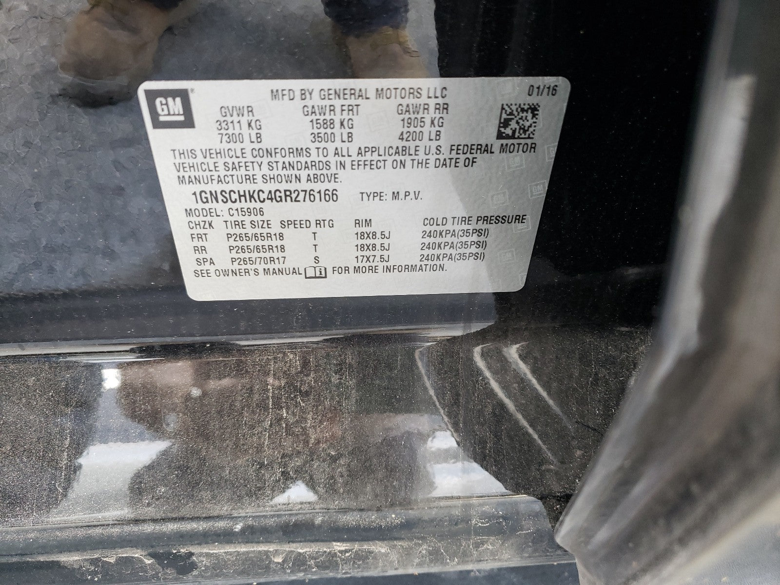 2016 CHEVROLET SUBURBAN C - 1GNSCHKC4GR276166 — photo 10