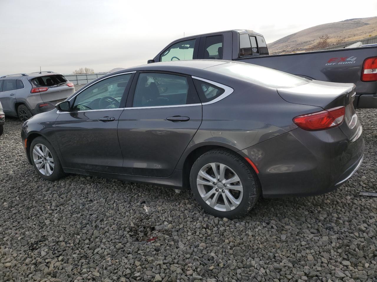 2016 CHRYSLER 200 LIMITE - 1C3CCCABXGN159115 — photo 2