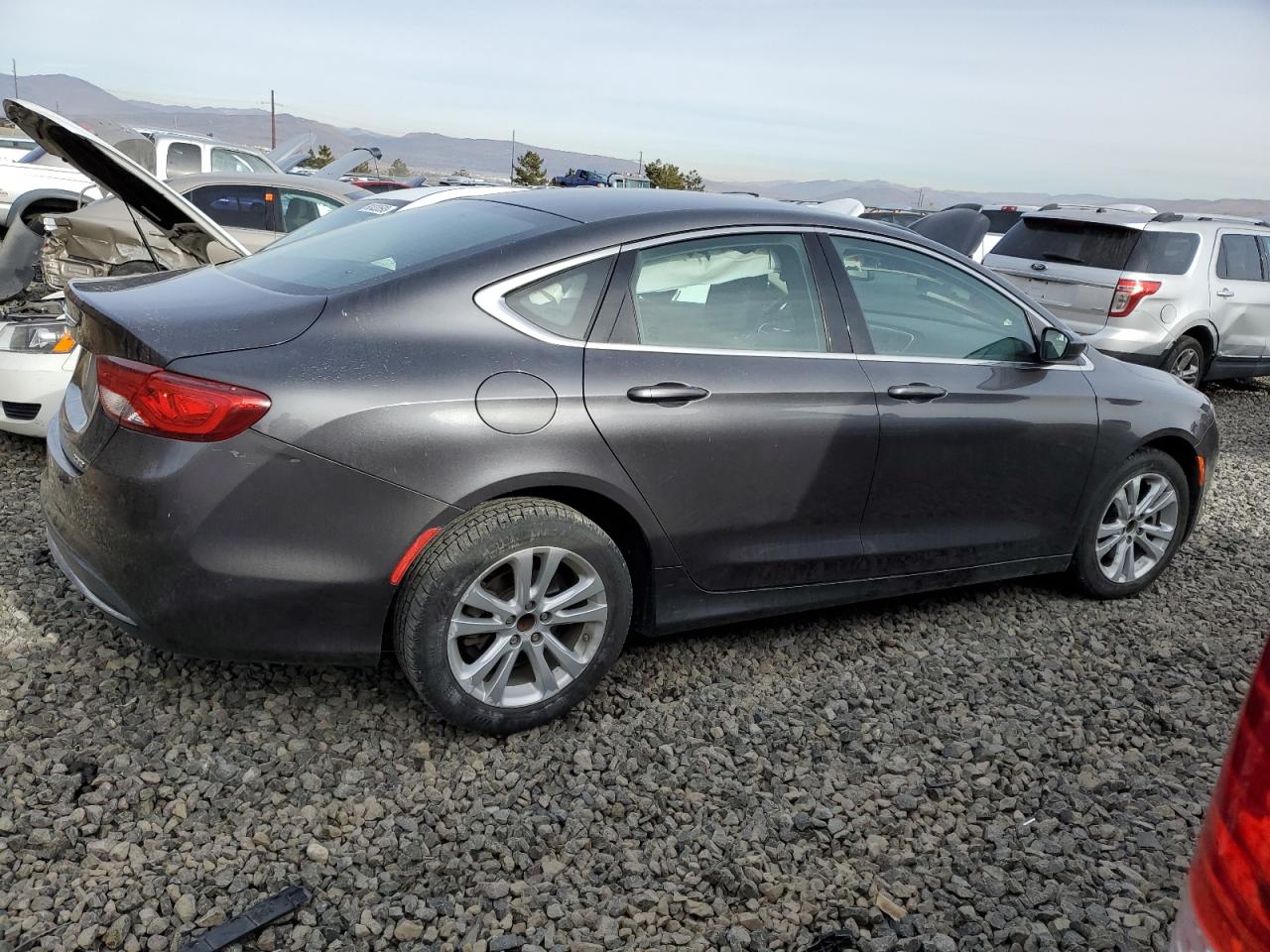 2016 CHRYSLER 200 LIMITE - 1C3CCCABXGN159115 — photo 3