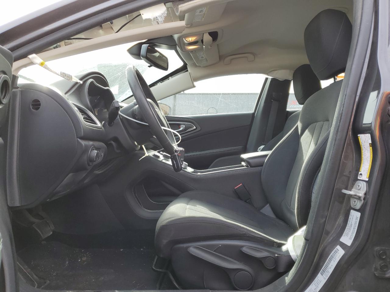 2016 CHRYSLER 200 LIMITE - 1C3CCCABXGN159115 — photo 7