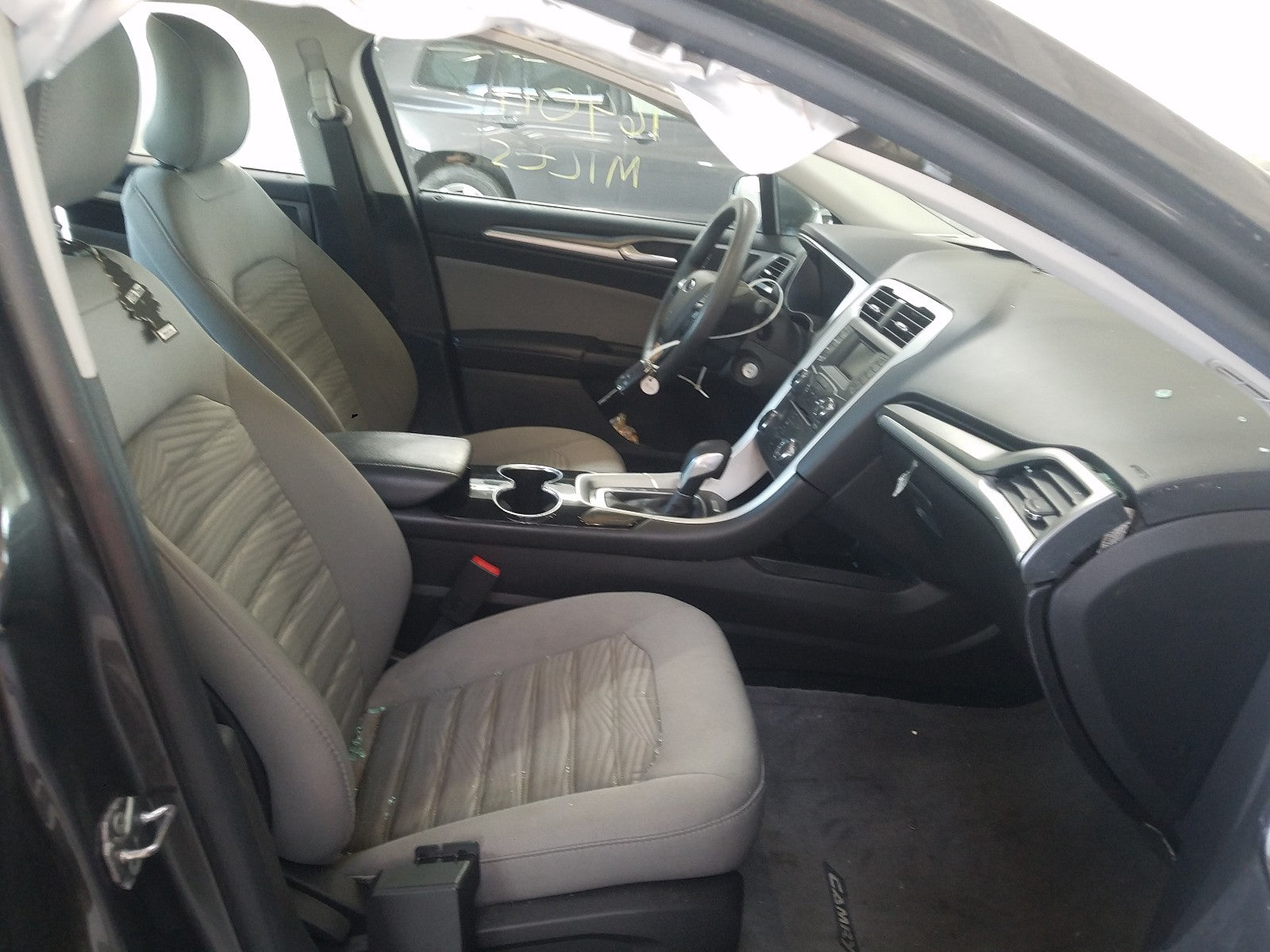 2016 FORD FUSION S - 3FA6P0G78GR333538 — photo 5