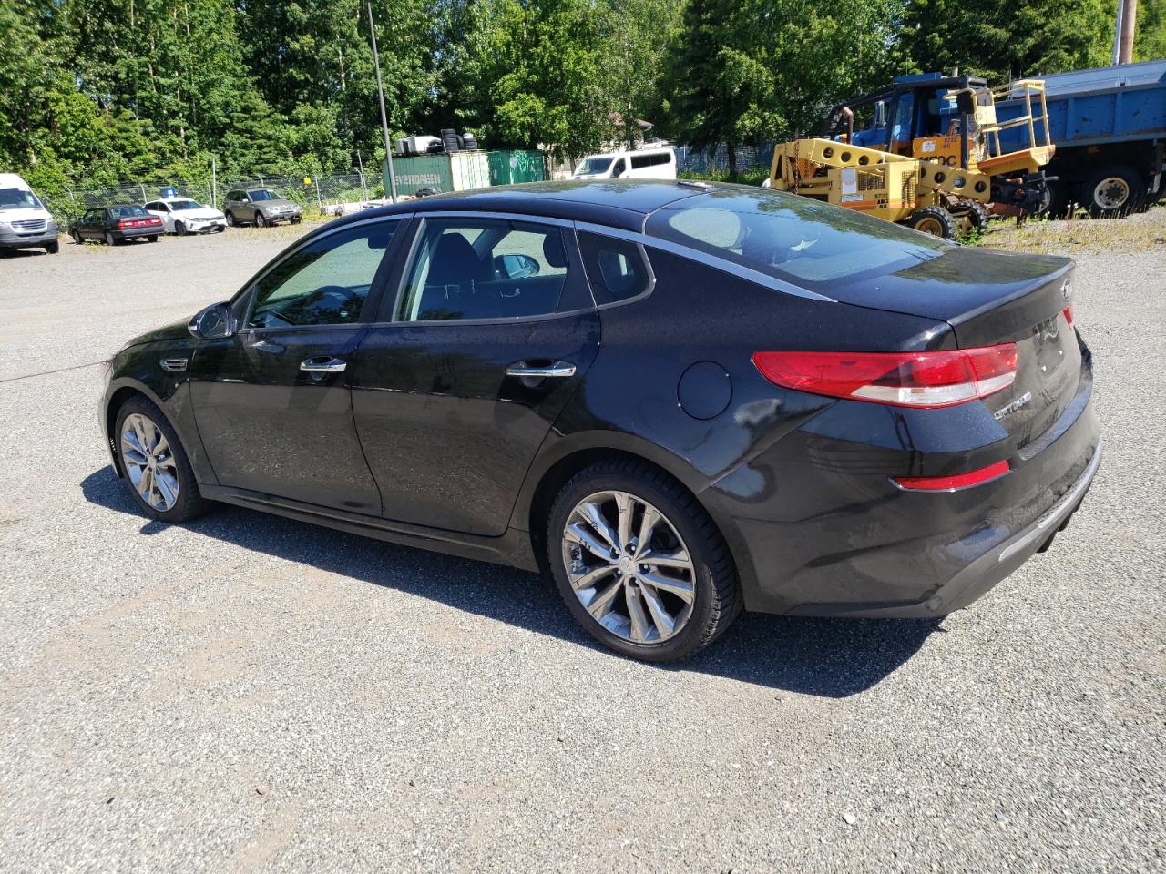 2016 KIA OPTIMA LX - 5XXGT4L37GG031581 — photo 2