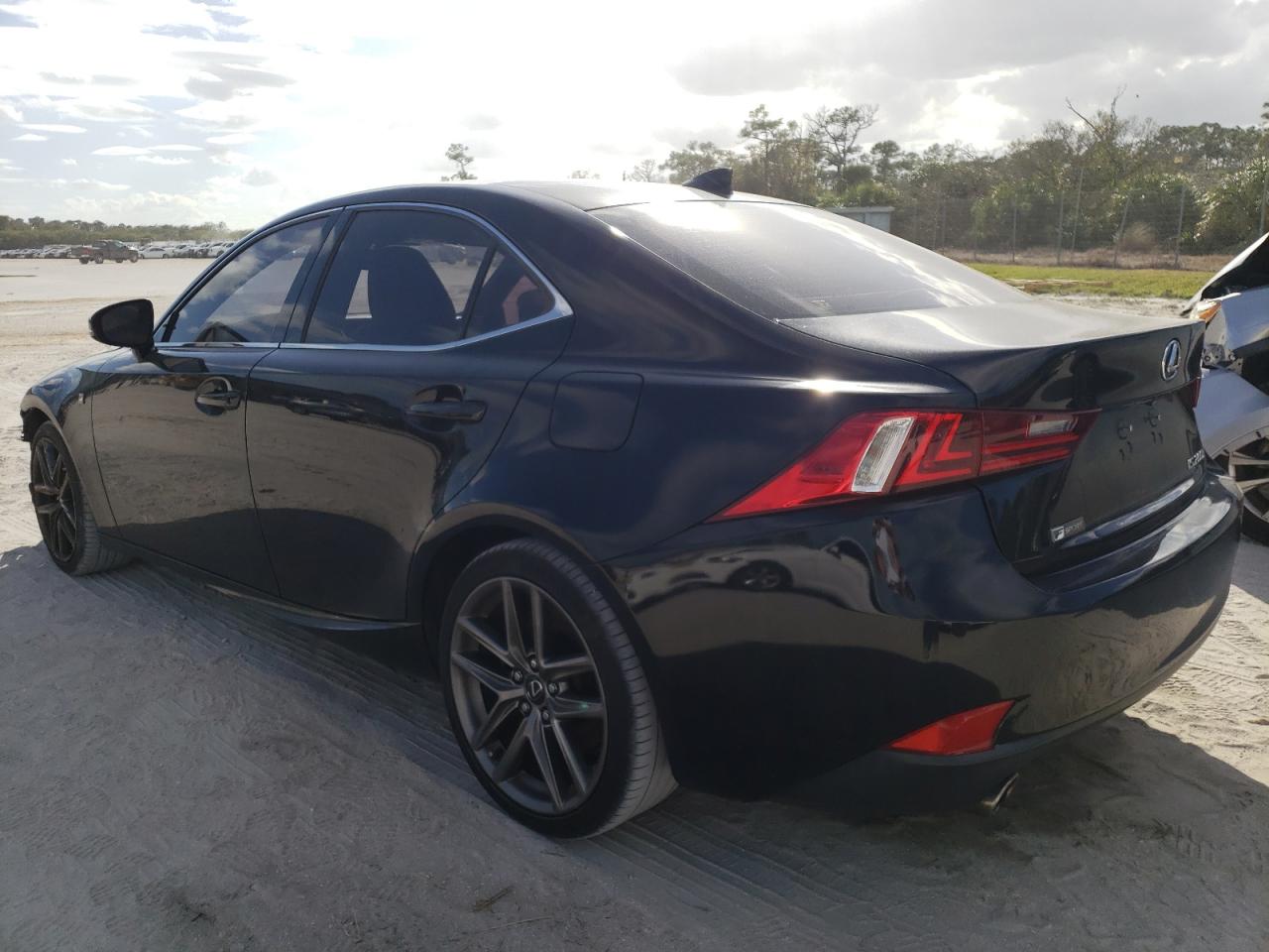 2016 LEXUS IS 200T - JTHBA1D21G5030658 — photo 2