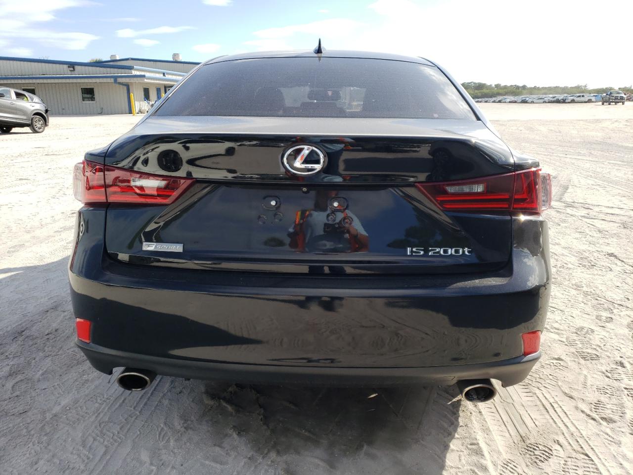 2016 LEXUS IS 200T - JTHBA1D21G5030658 — photo 6