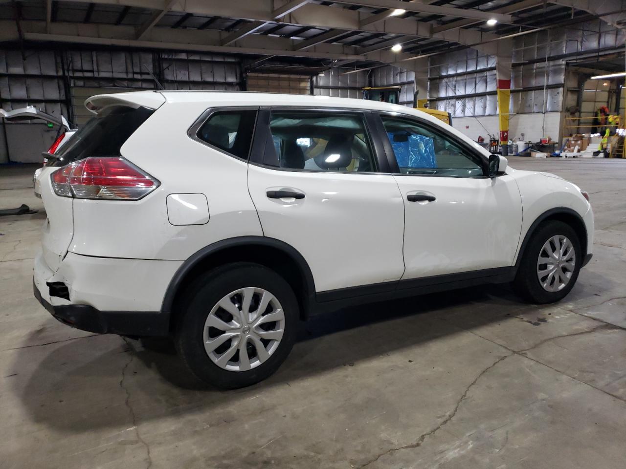 2016 NISSAN ROGUE S - JN8AT2MT2GW018880 — photo 3
