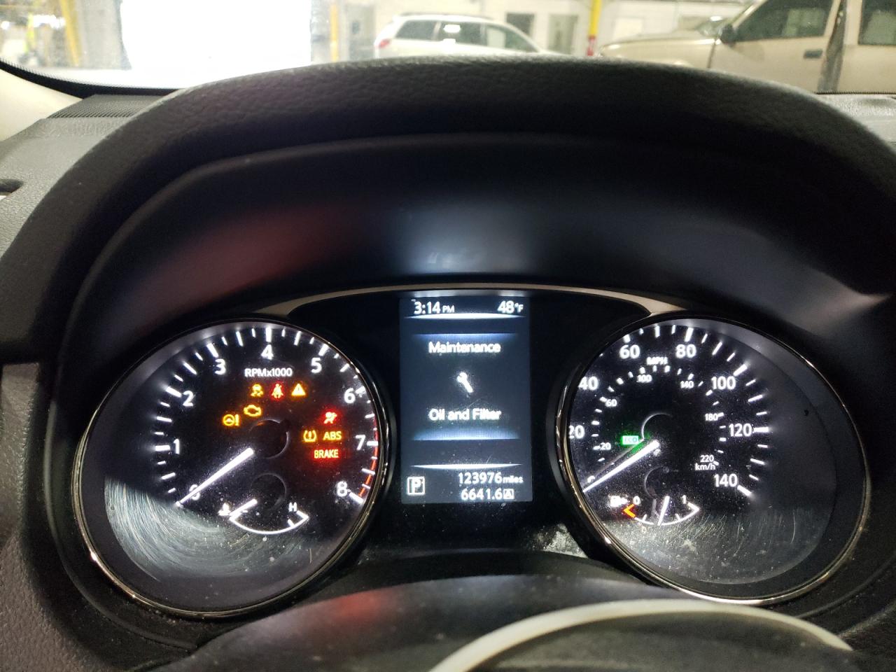 2016 NISSAN ROGUE S - JN8AT2MT2GW018880 — photo 9