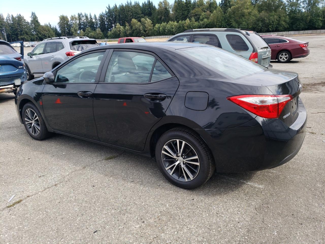 2016 TOYOTA COROLLA L - 5YFBURHE2GP536871 — photo 2