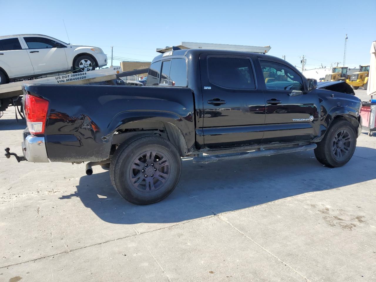 2016 TOYOTA TACOMA DOU - 5TFAZ5CN1GX005420 — photo 3