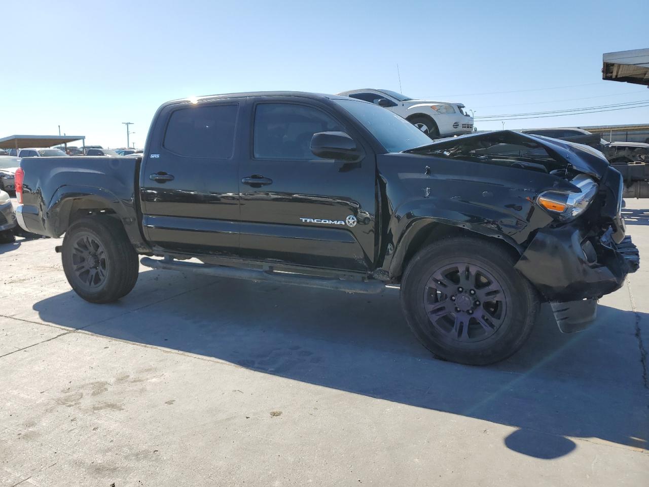 2016 TOYOTA TACOMA DOU - 5TFAZ5CN1GX005420 — photo 4