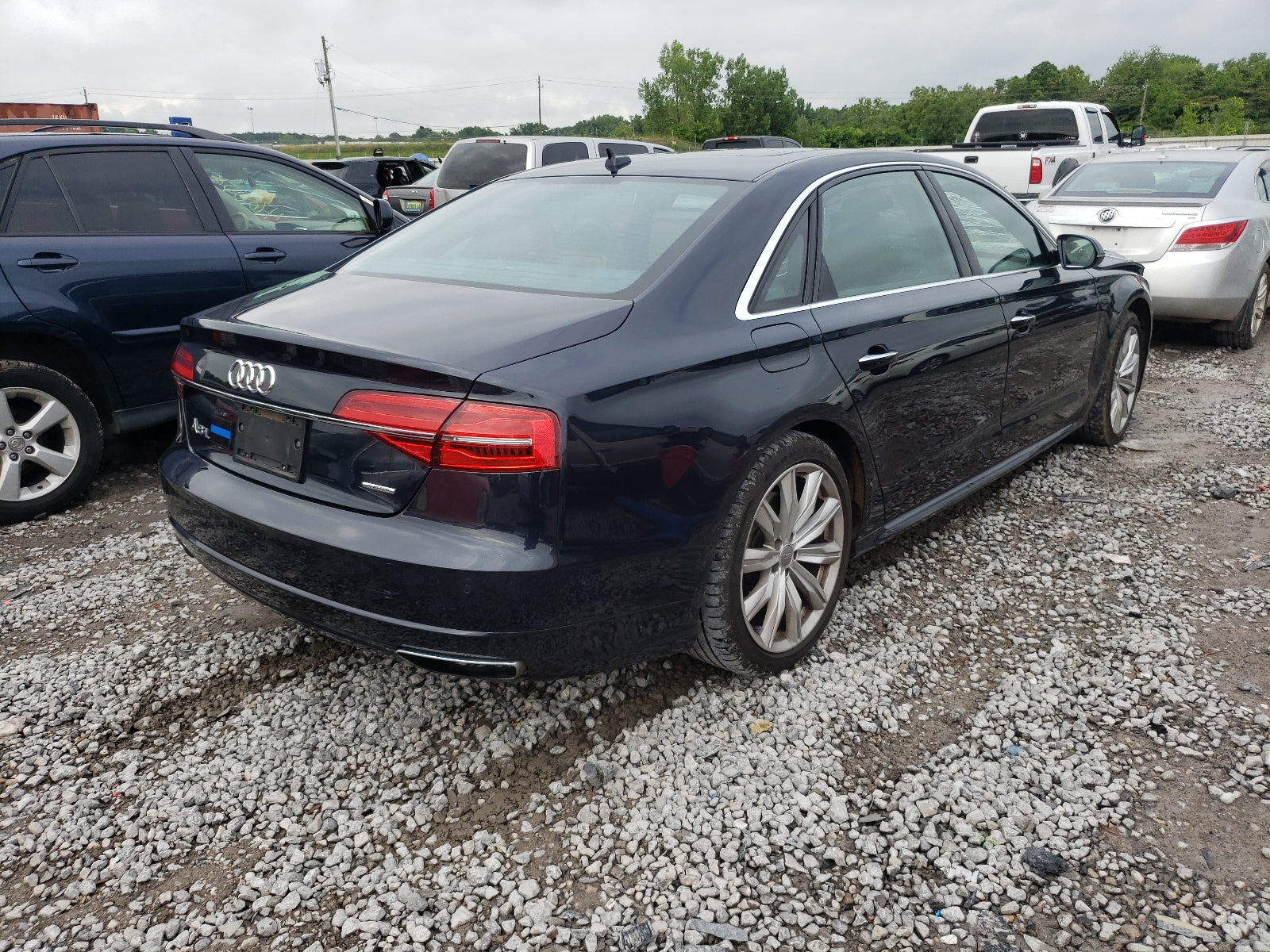 2017 AUDI A8 L QUATT - WAU44AFD5HN009052 — photo 4