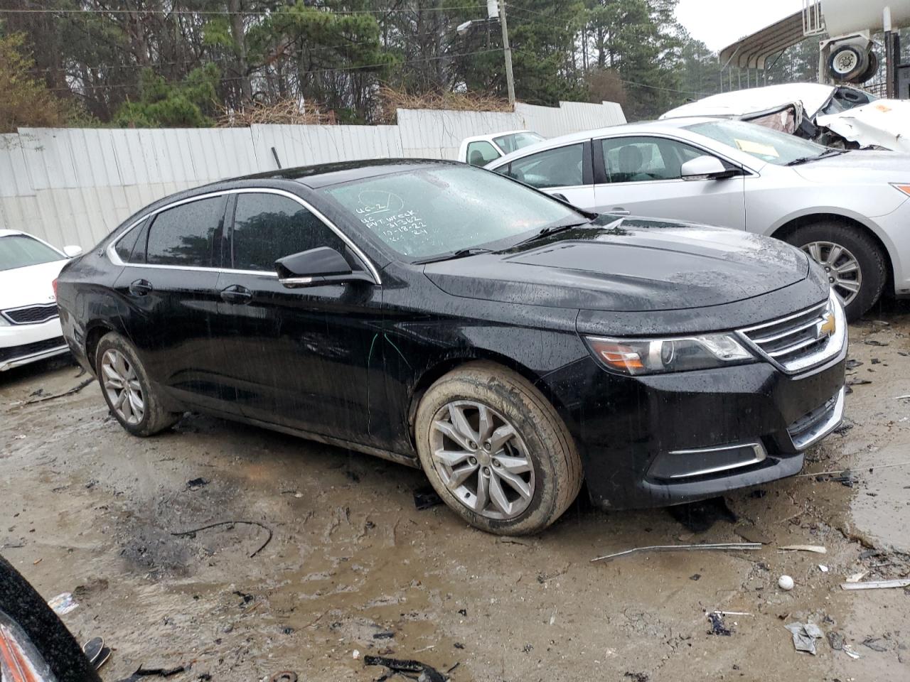 2017 CHEVROLET IMPALA LT - 2G1105SA0H9174958 — photo 4