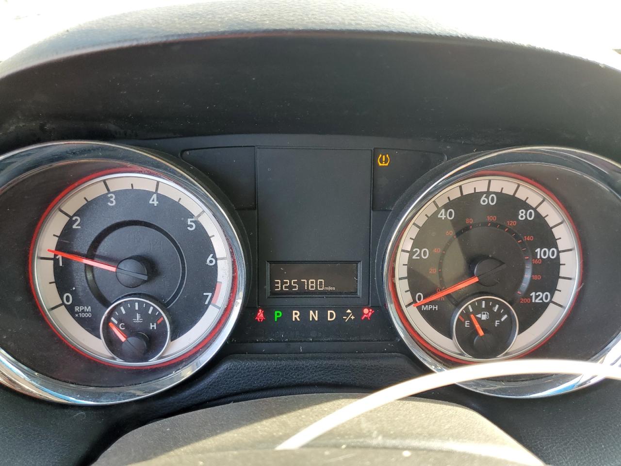 2017 DODGE GRAND CARA - 2C4RDGBG1HR776511 — photo 9