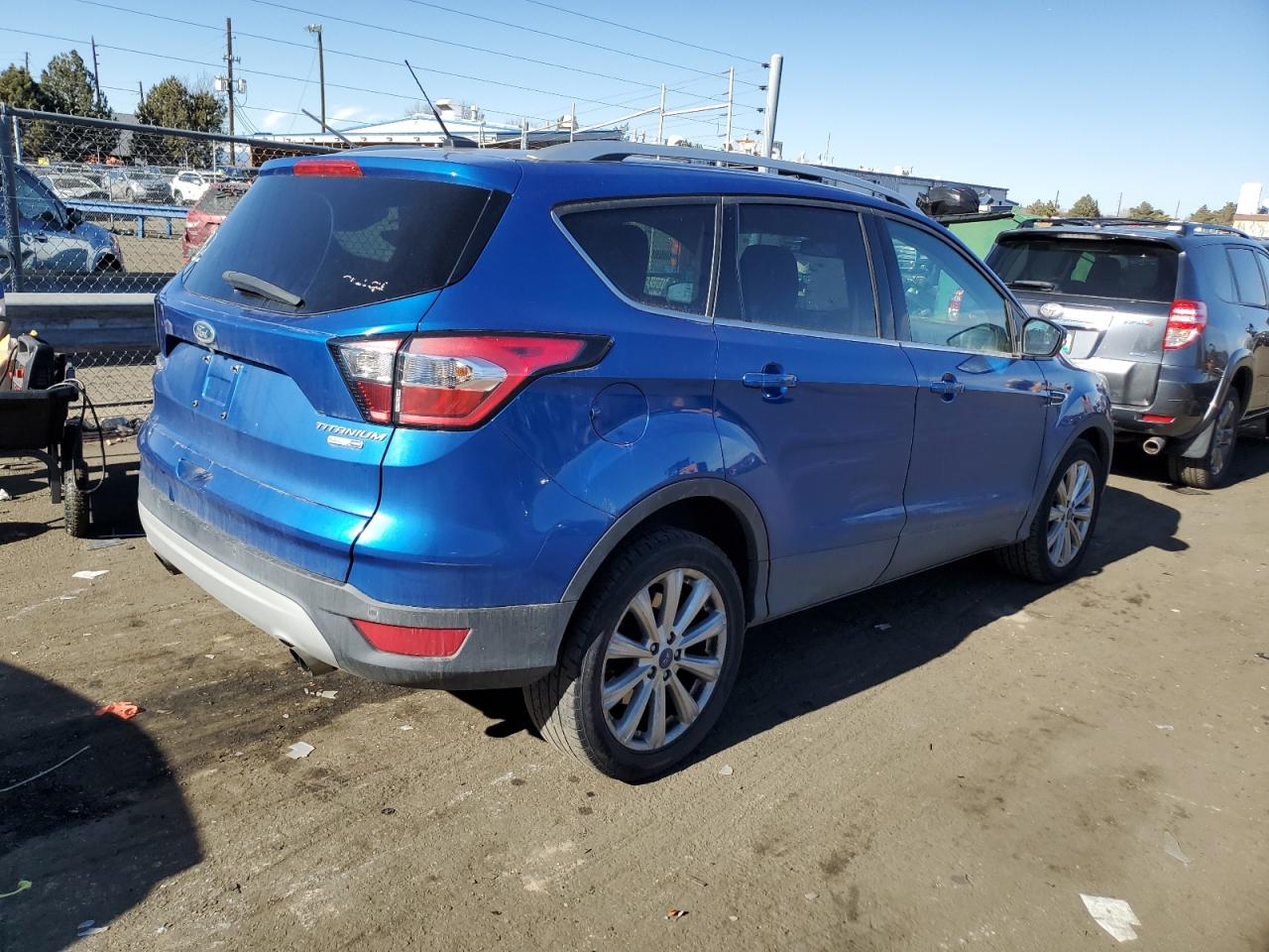 2017 FORD ESCAPE TIT - 1FMCU9J9XHUD94805 — photo 3