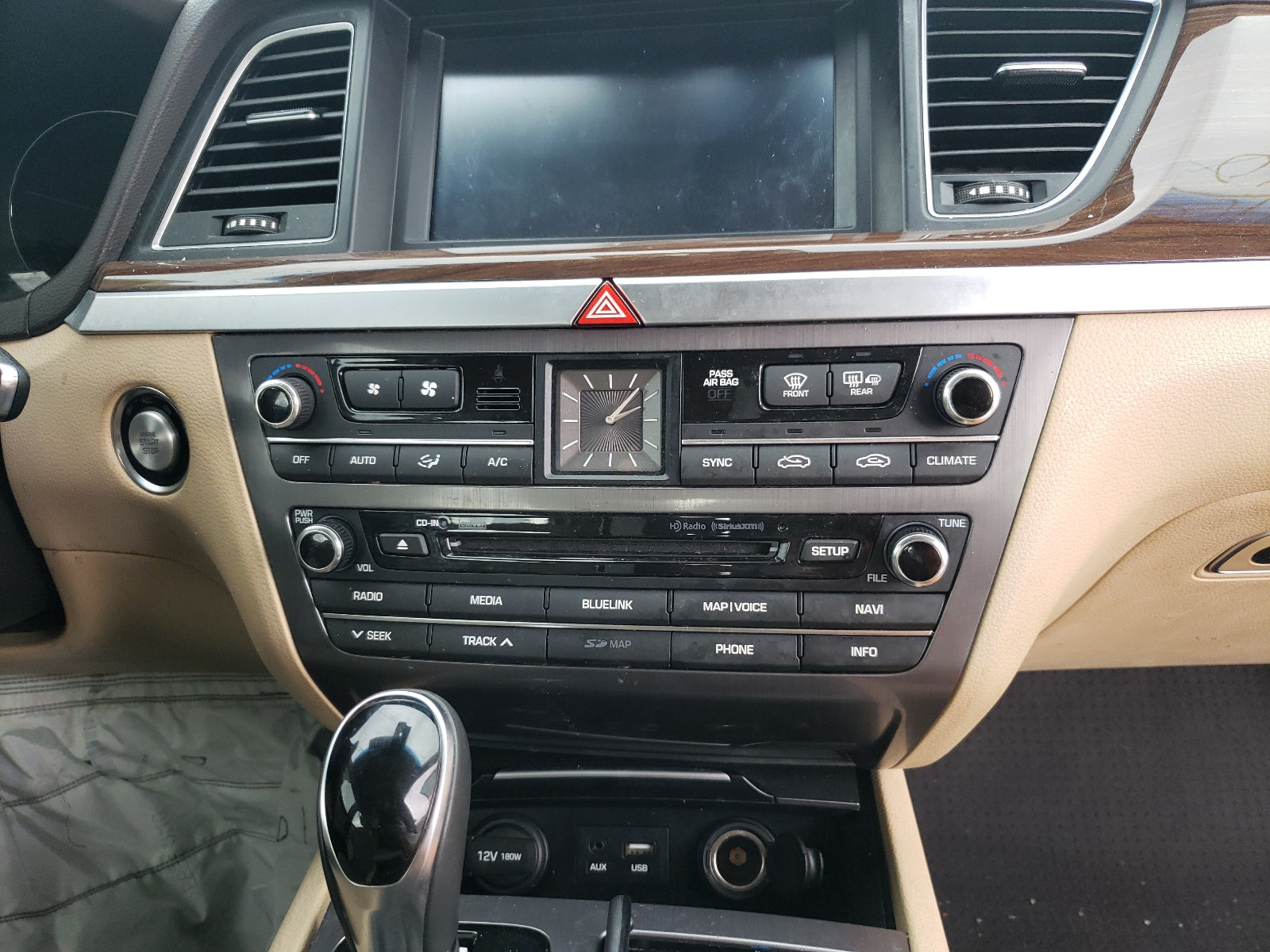 2017 GENESIS G80 BASE - KMHGN4JE0HU200958 — photo 9