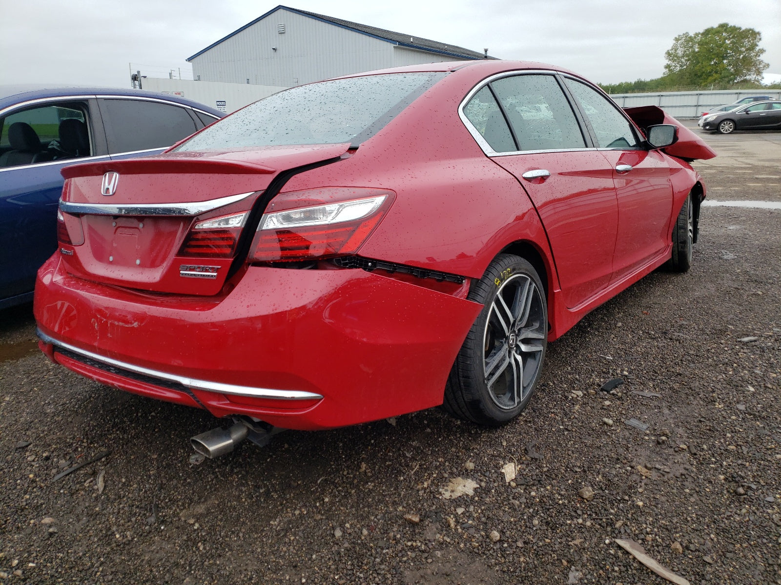 2017 HONDA ACCORD SPO - 1HGCR2F18HA099026 — photo 4
