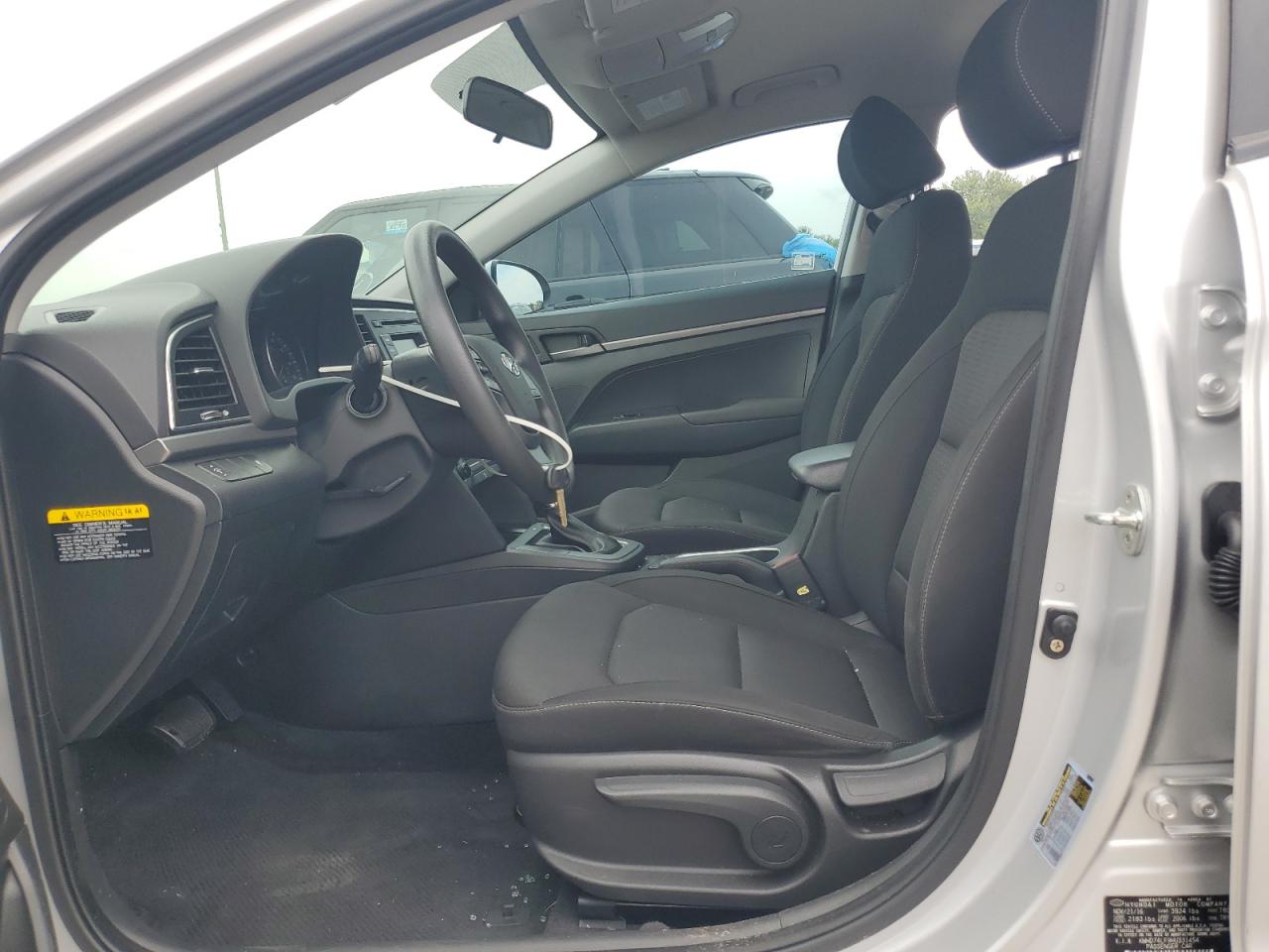 2017 HYUNDAI ELANTRA SE - KMHD74LF9HU331454 — photo 7