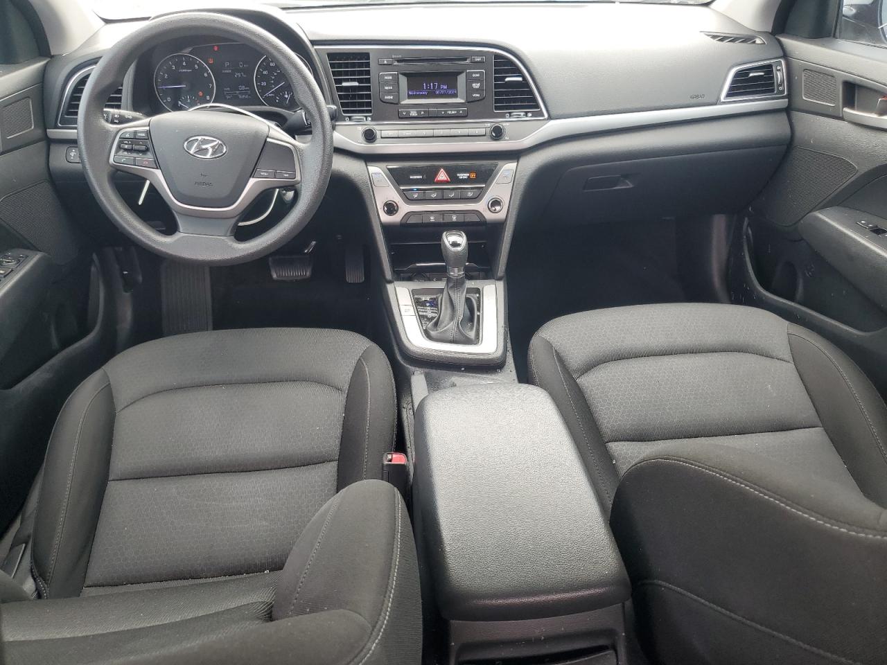 2017 HYUNDAI ELANTRA SE - KMHD74LF9HU331454 — photo 8