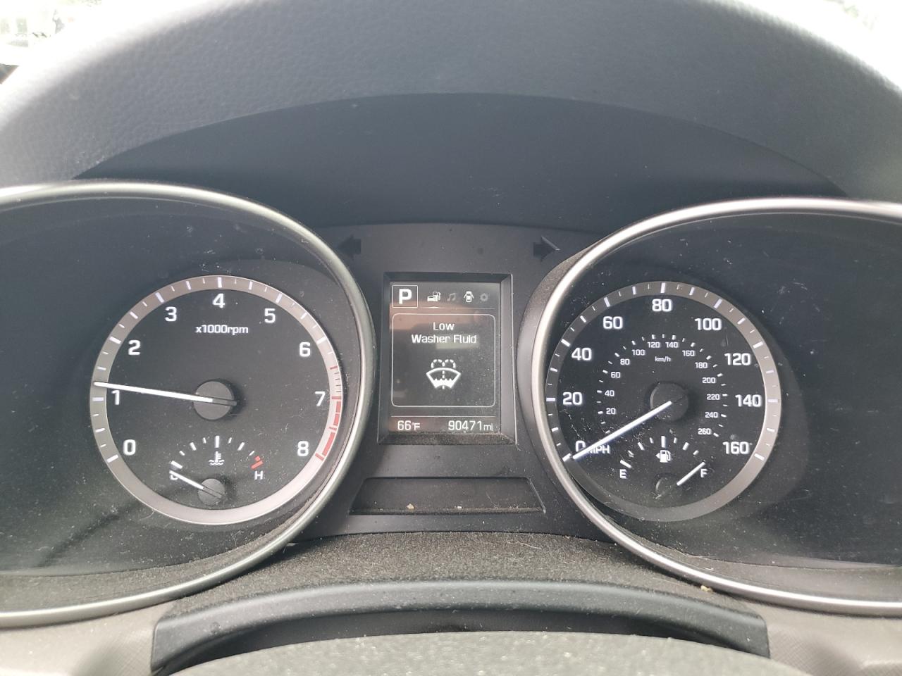 2017 HYUNDAI SANTA FE S - KM8SMDHFXHU191908 — photo 8