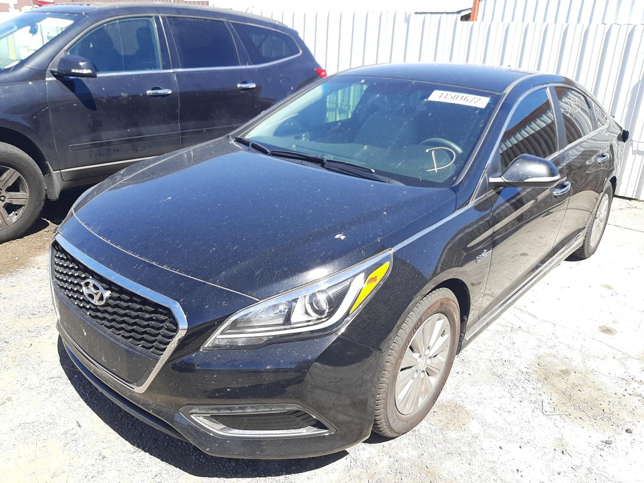 2017 HYUNDAI SONATA HYB - KMHE24L37HA062400 — photo 2