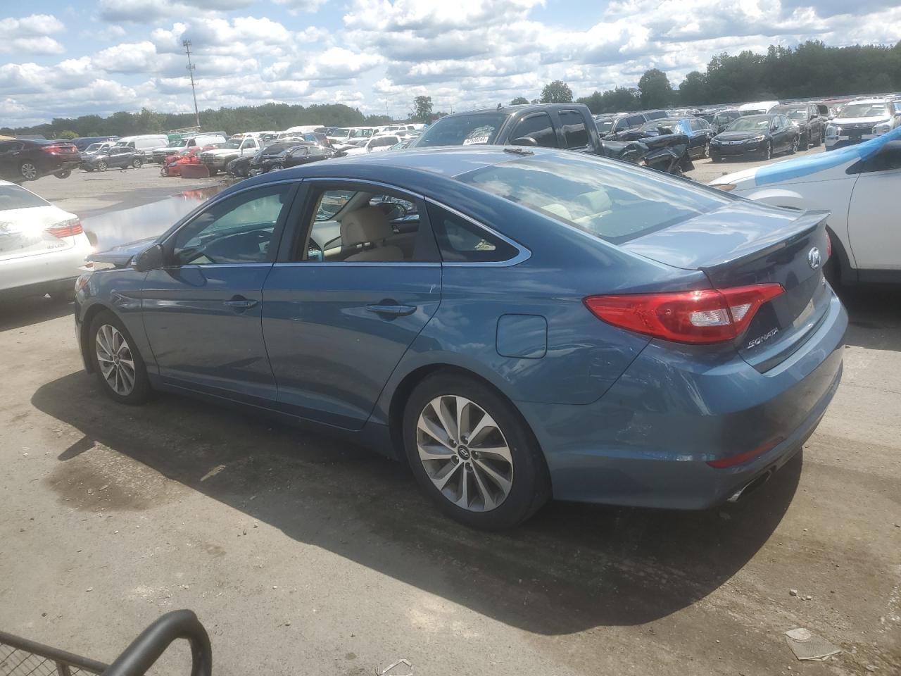 2017 HYUNDAI SONATA SPO - 5NPE34AFXHH458084 — photo 2
