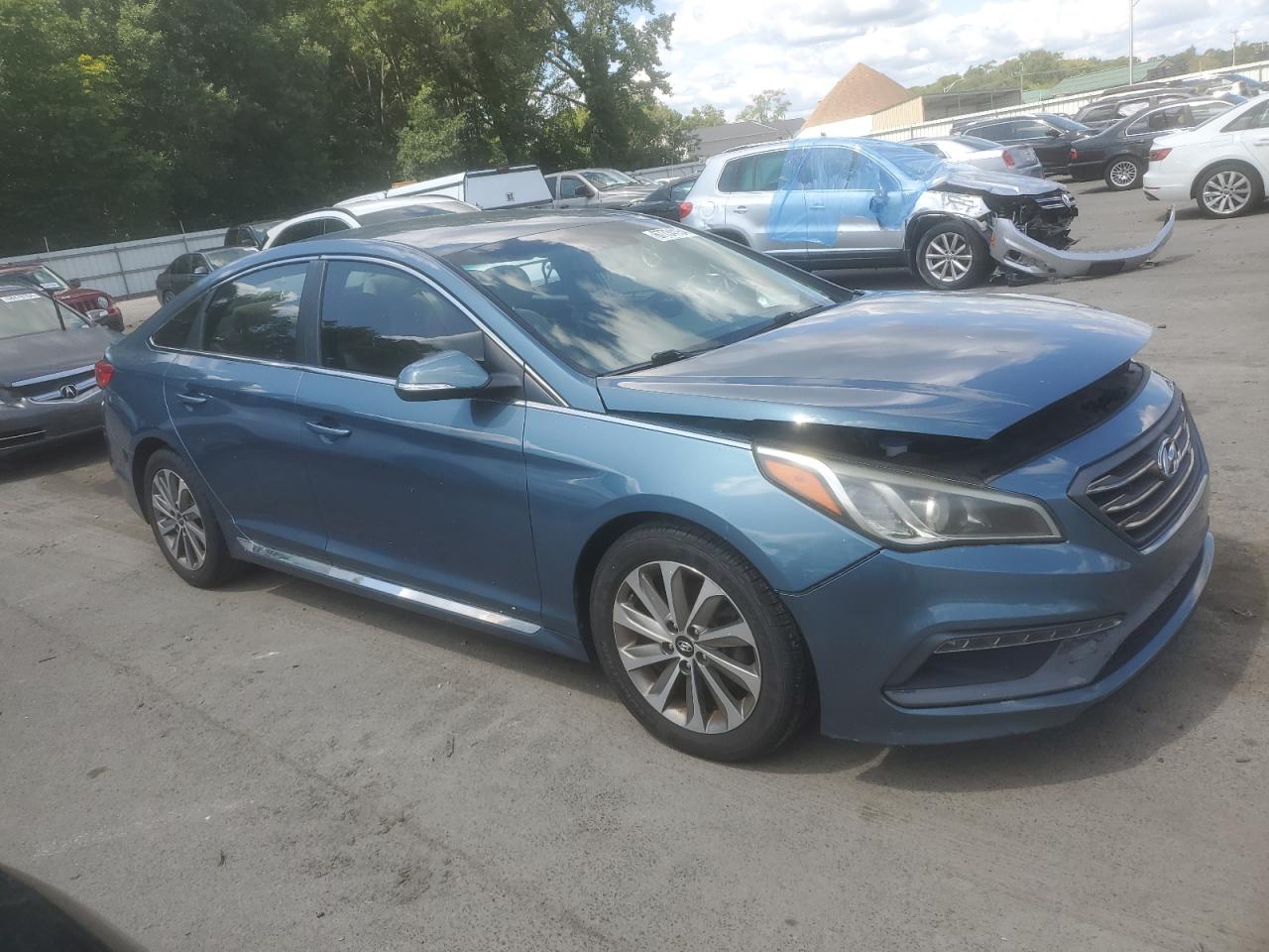 2017 HYUNDAI SONATA SPO - 5NPE34AFXHH458084 — photo 4