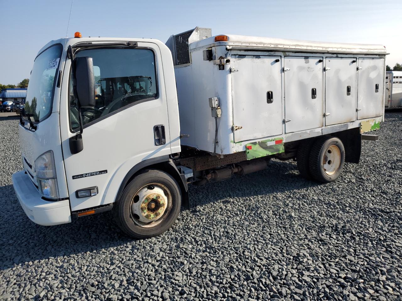2017 ISUZU NPR HD - 54DC4W1BXHS803902 — photo 1