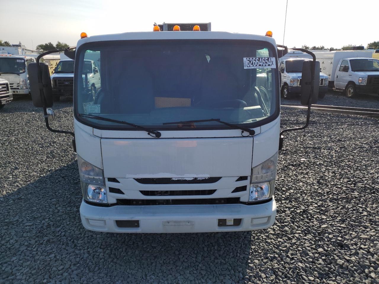 2017 ISUZU NPR HD - 54DC4W1BXHS803902 — photo 5