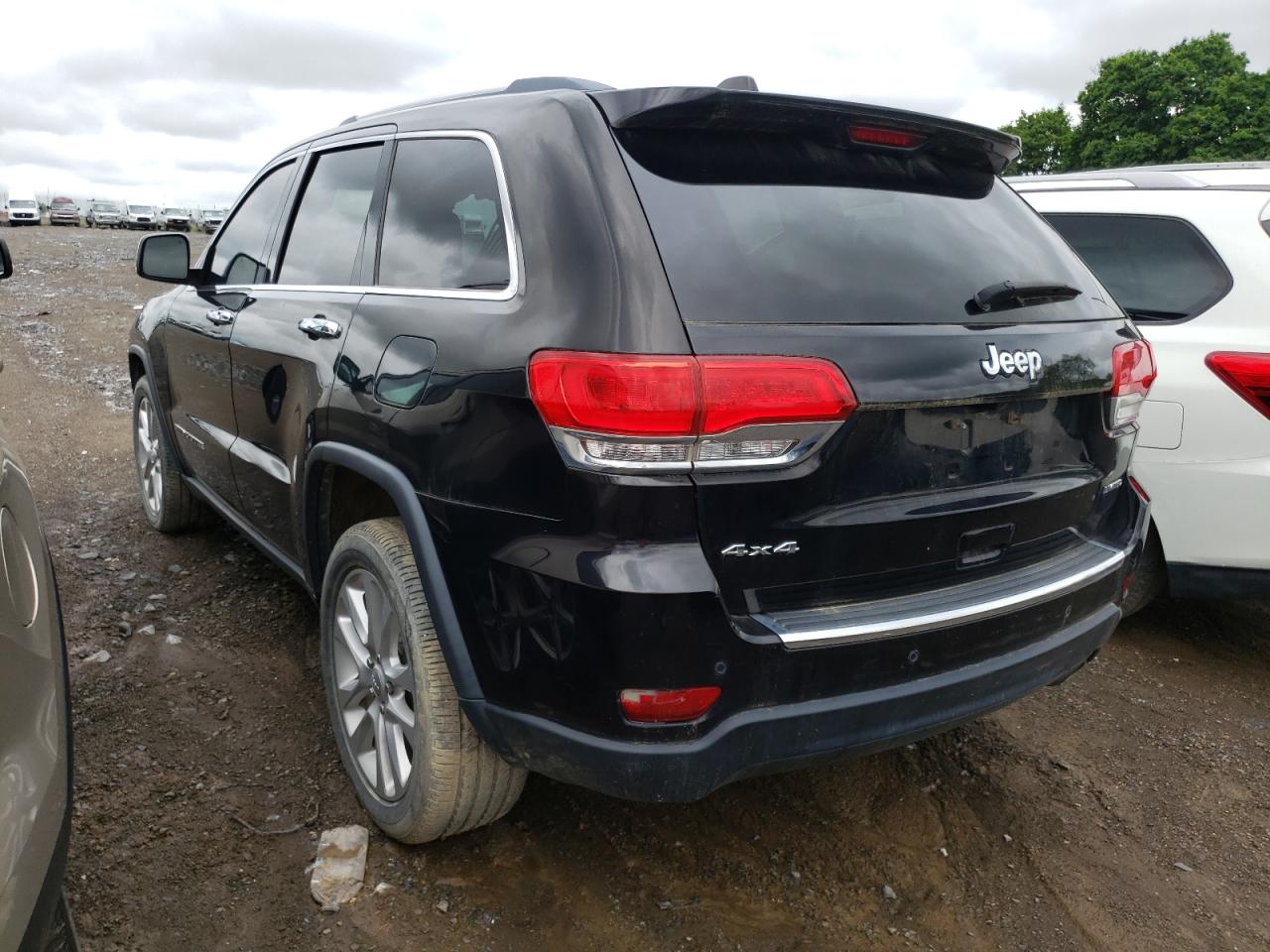 2017 JEEP GRAND CHER - 1C4RJFBG1FC699471 — photo 3
