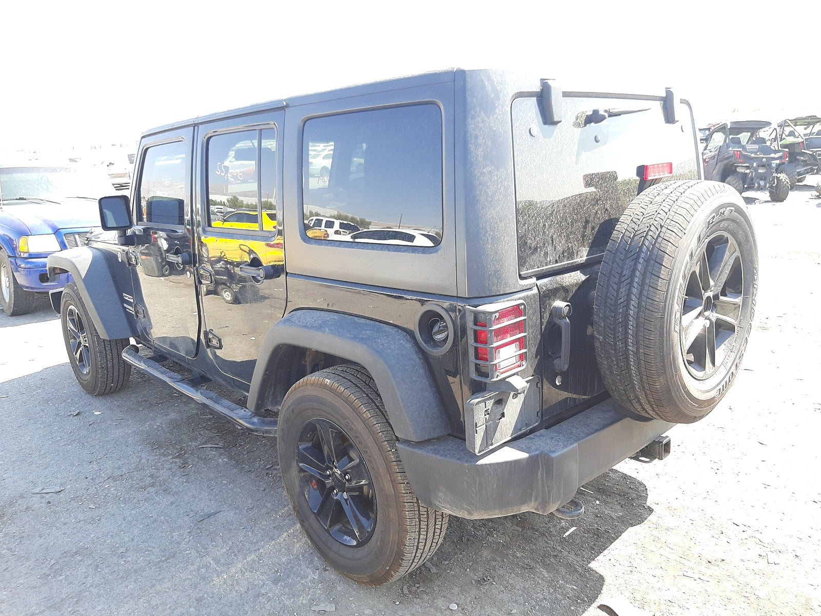 2017 JEEP WRANGLER U - 1C4BJWDG7HL730563 — photo 3