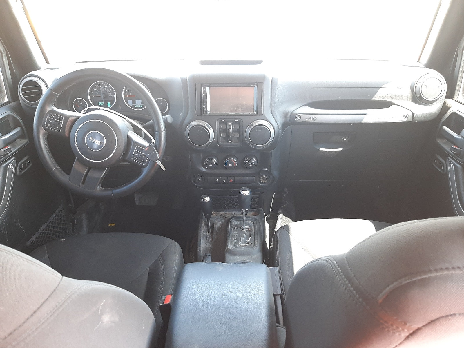 2017 JEEP WRANGLER U - 1C4BJWDG7HL730563 — photo 9