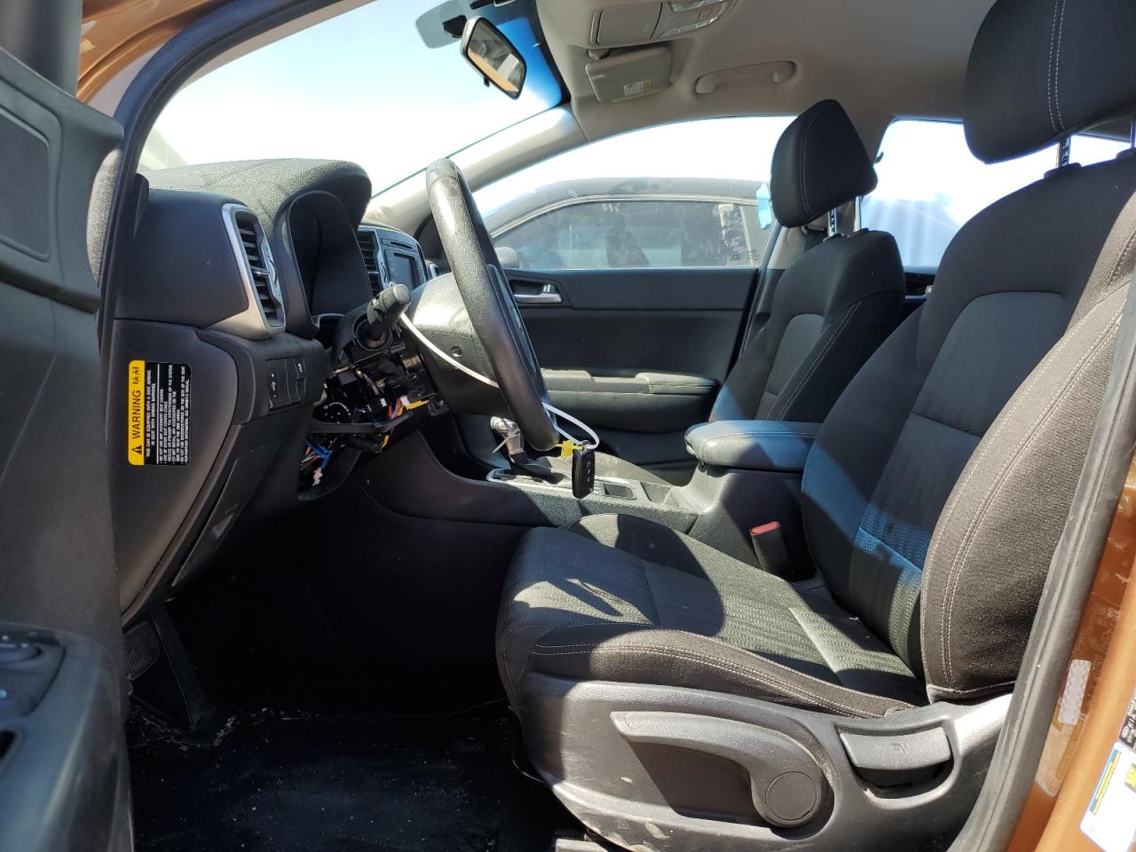 2017 KIA SPORTAGE L - KNDPMCACXH7163271 — photo 6