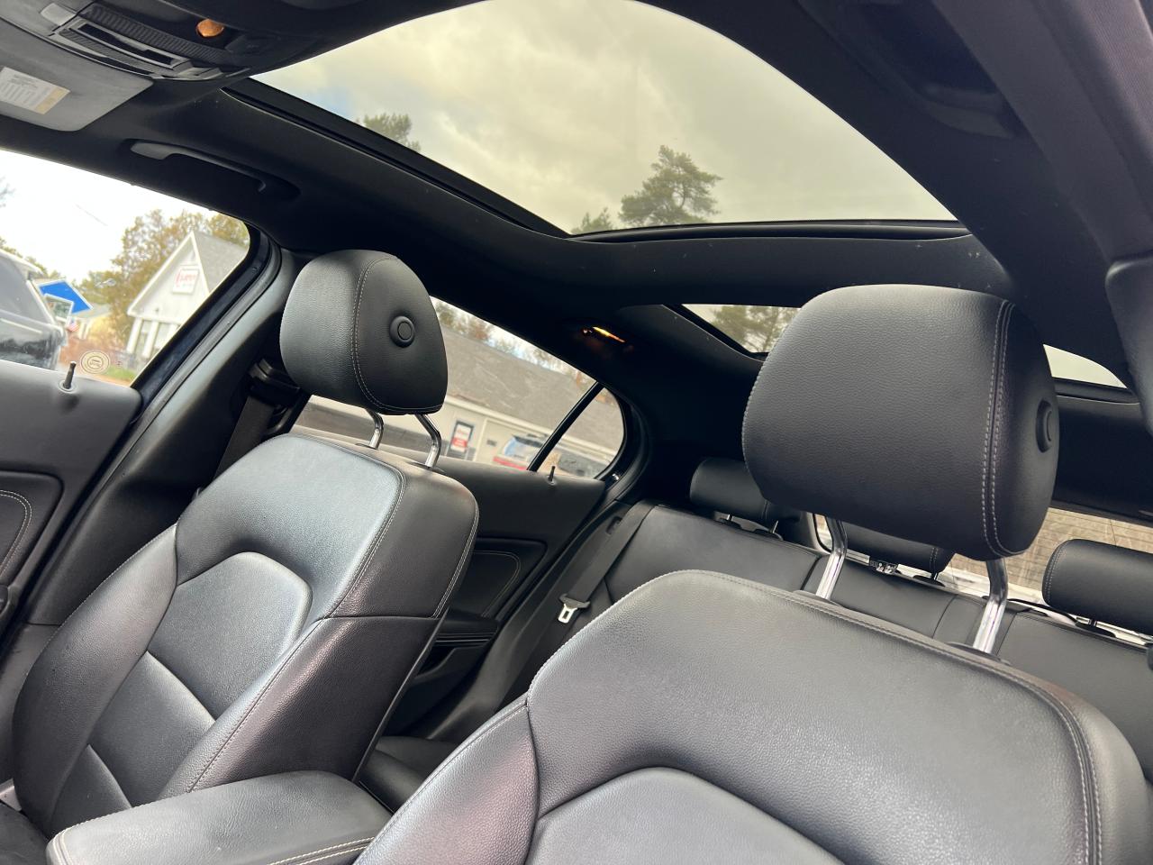 2017 MERCEDES-BENZ GLA 250 4M - WDCTG4GB1HJ309497 — photo 8