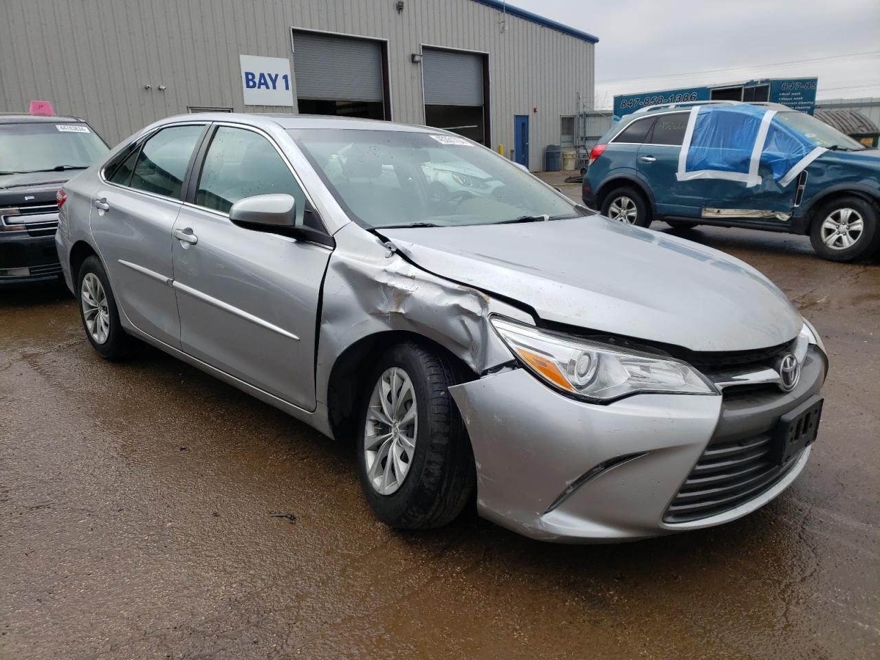 2017 TOYOTA CAMRY LE - 4T1BF1FK5HU377381 — photo 4
