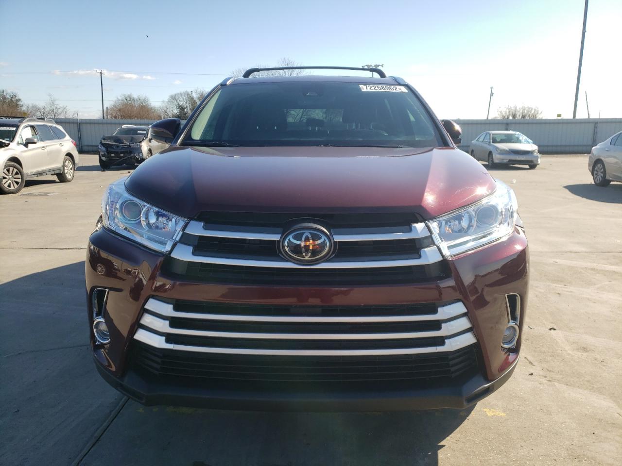 2017 TOYOTA HIGHLANDER - 5TDKZRFH5HS198504 — photo 5